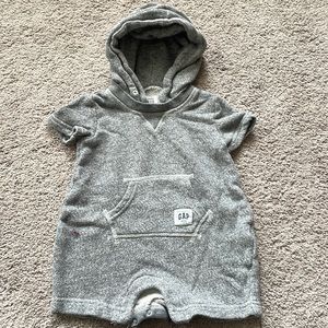 Baby Gap Romper, 6-12 months